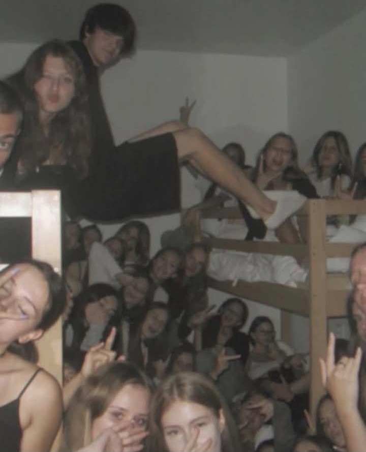 Krêmeux du futur qui a réussi à se concocter un harem grâce à un sort de rizz magique